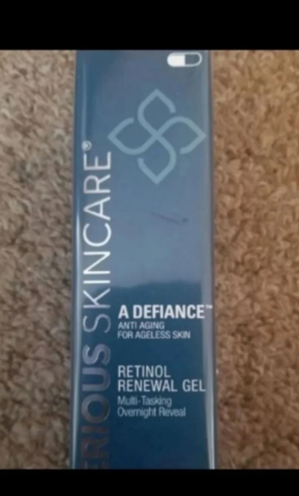 Serious Skincare A Defiance Retinol Renewal Gel